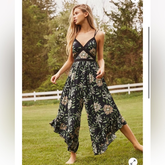 Urban outfitters UO Strappy Back Wide-Leg Jumpsuit - Picture 2 of 5